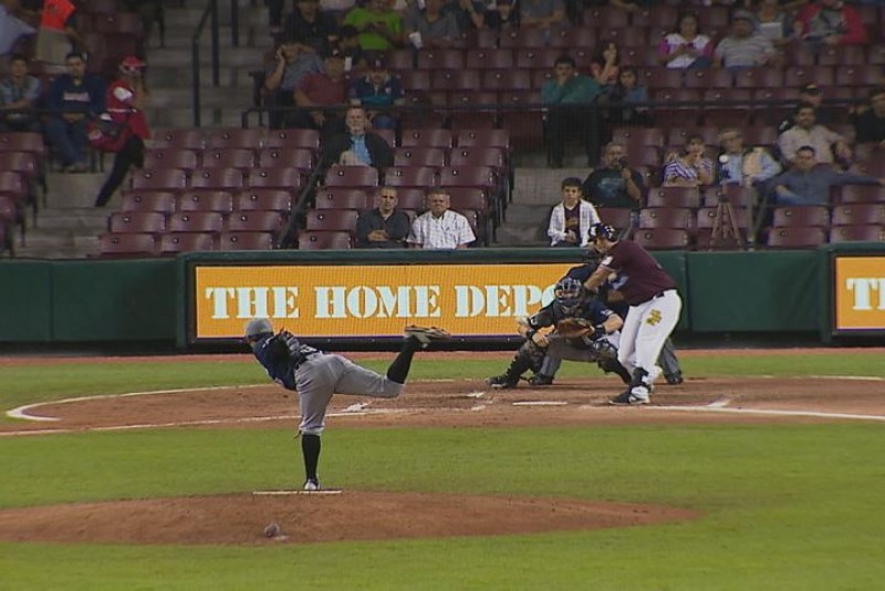Héctor Ponce y Omar de León, a Tomateros