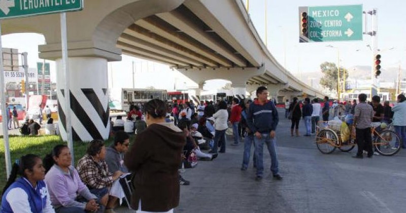 No habrá diálogo, hasta que finalicen los bloqueos advierte SEGOB