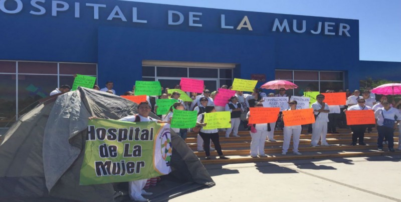 Trabajadores del Hospital de la Mujeres exigen basificación