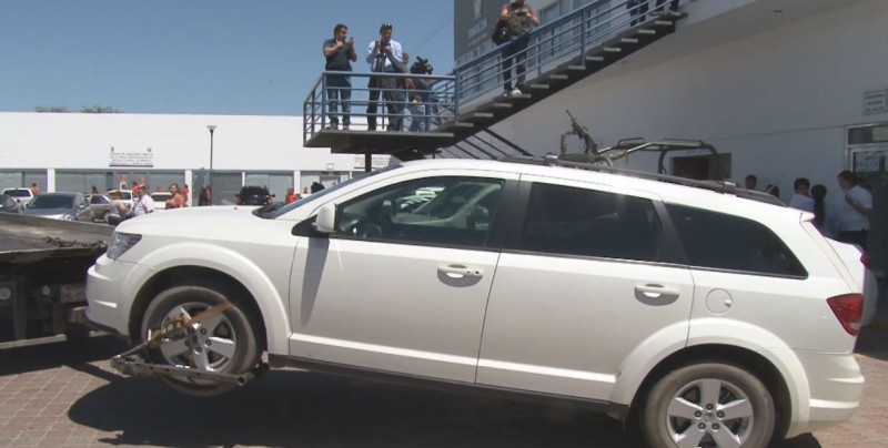 Privan de la libertad a 3 periodistas de Televisión Al Jaseera en Villa Juárez