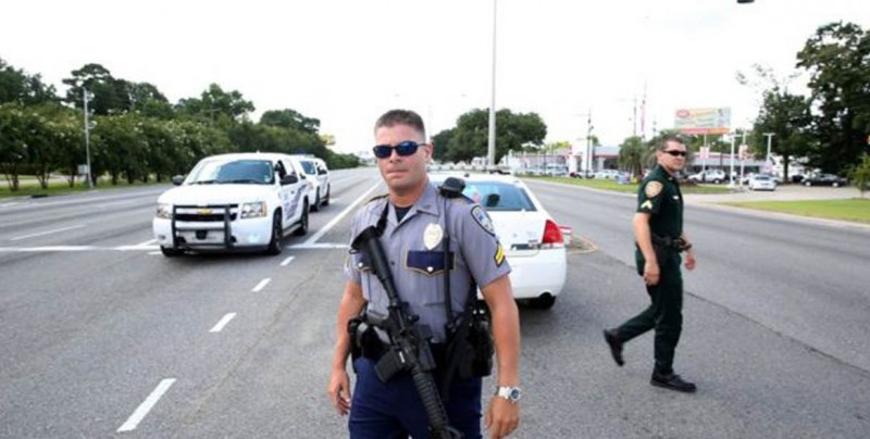 Tiroteo en centro comercial de Florida deja un muerto