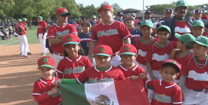 13 equipos al torneo de béisbol de Irvine