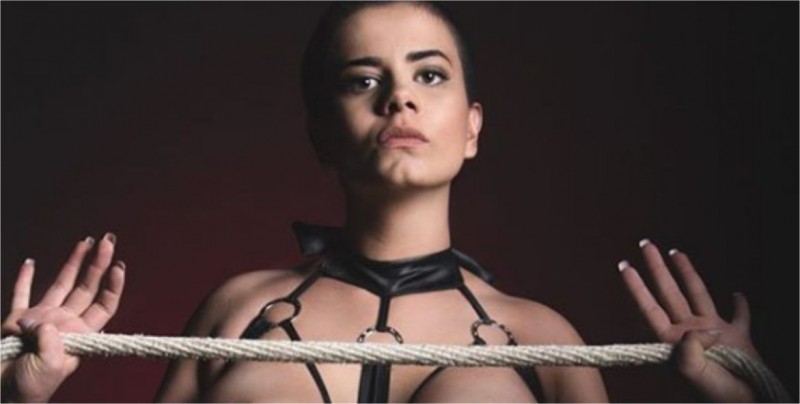 La chica que pasó del periodismo al porno