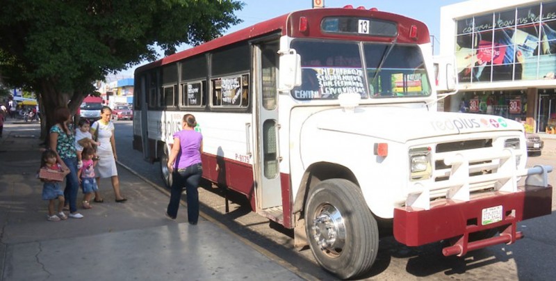Ciudadanos rechazan incremento a tarifa del transporte