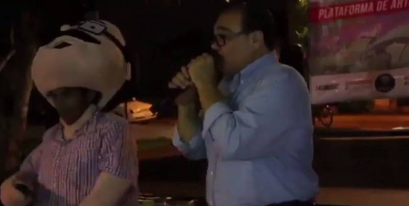 Diputado del PRI se pone a rapear para atraer votos