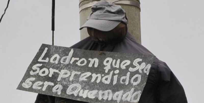 Mexicanos toman la justicia por su propia mano