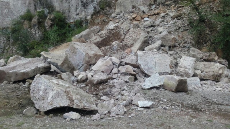 Cierran la carretera libre a Durango