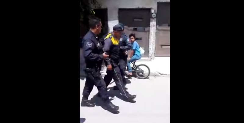 Tránsito le dispara a adolescente que le lanzó una guayaba