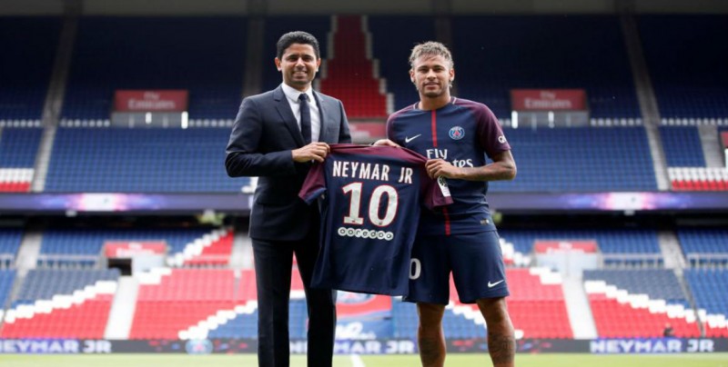 Neymar es presentado por el PSG