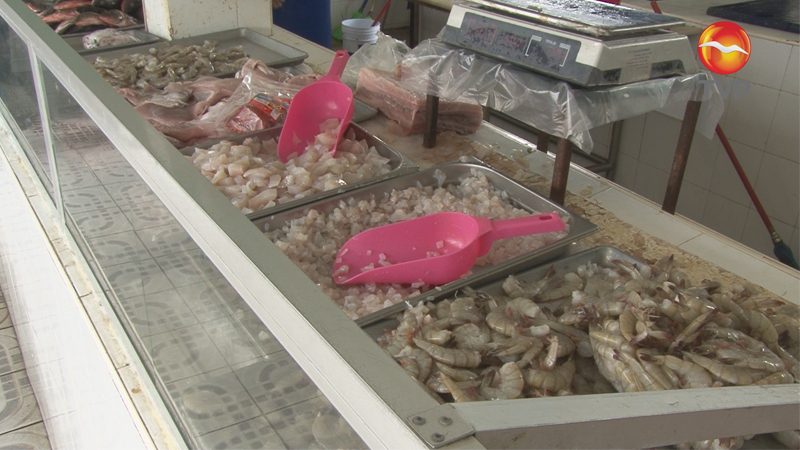 Aumenta venta del camarón en pescaderías