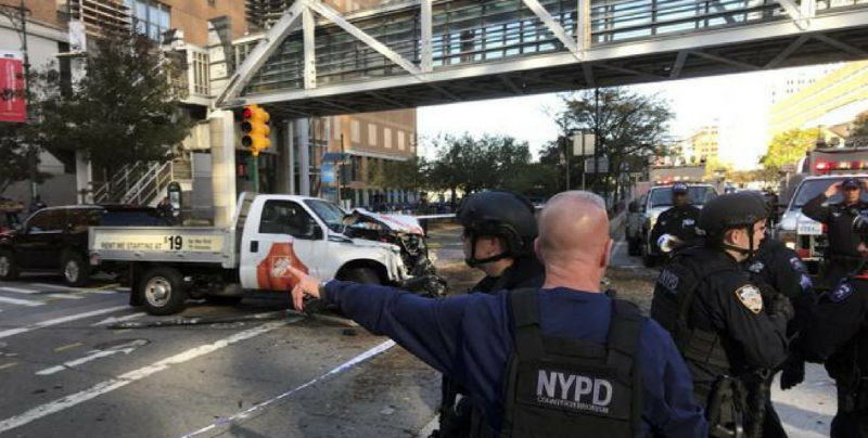 Atropello en Manhattan deja al menos ocho muertos y cinco heridos