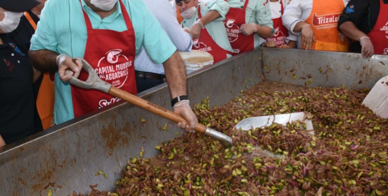 Rebasan meta de aguachile más grande del mundo | Sinaloa | Noticias | TVP |  