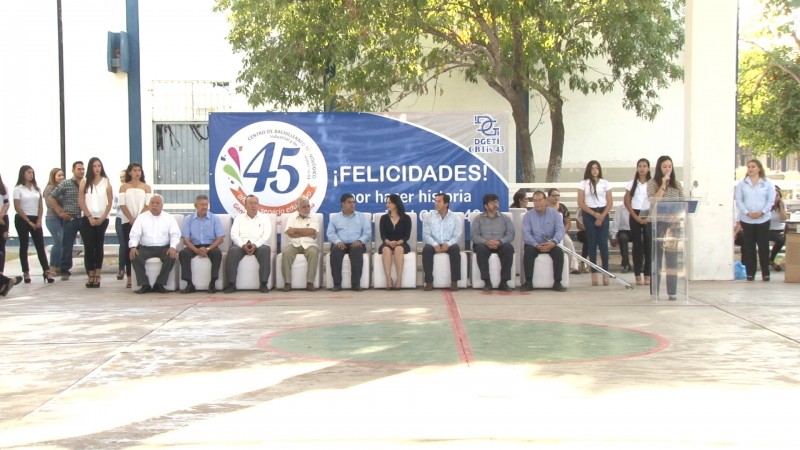 Inician festejos por el 45 aniversario del CBTIS 43