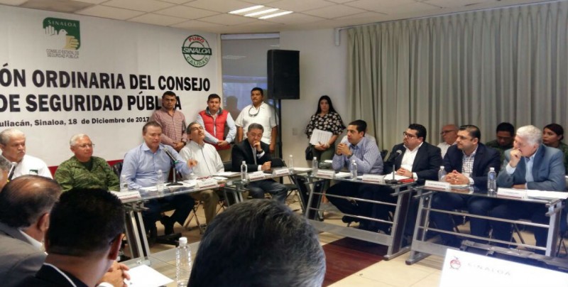 Quirino Ordaz Coppel  exigió compromisos claros al aparato gubernamental