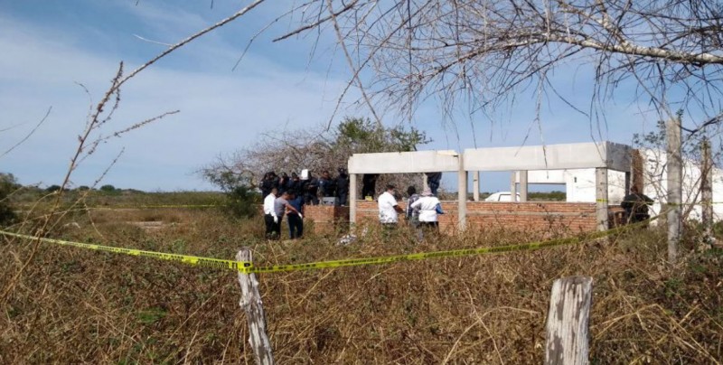 Localizan cuerpos en fosa clandestina