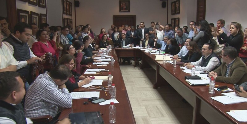 Turnan a comisiones de Cabildo, la revocación de la pensión
