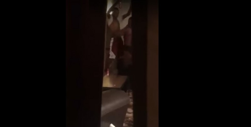 ¡Encuentra a su novio con su amante y esto pasó!