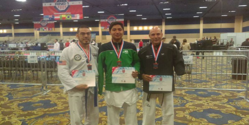 Juan Diego García se apunta oro en TKD en Abierto de las Vegas