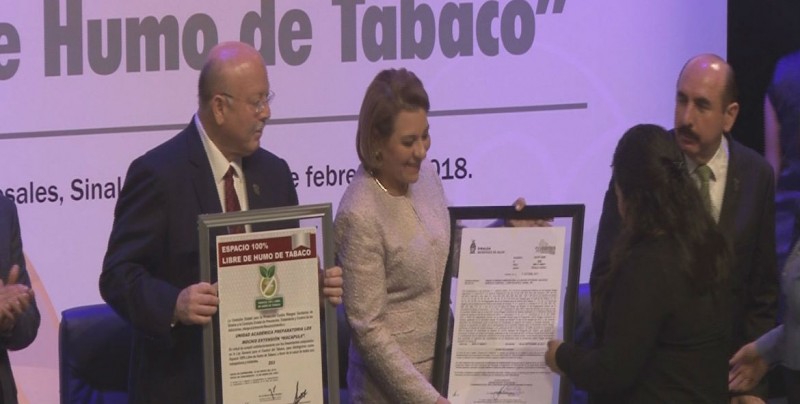 Tiene la U.A.S. 100 espacios libres de humo de tabaco