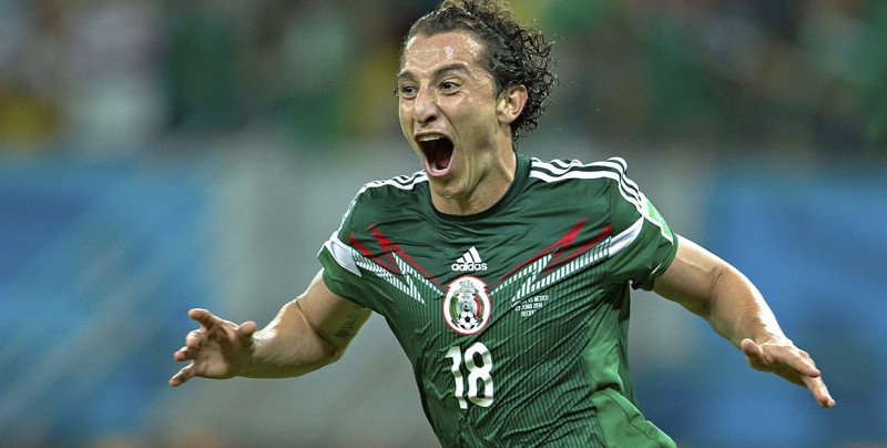 Andrés Guardado recibe por adelantado regalo del 14 de febrero