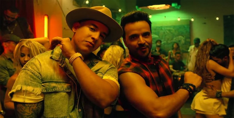 "Despacito" bate récord al liderar 42 semanas en Hot Latin Songs de Billboard