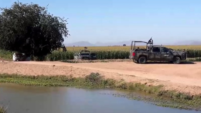 Enfrentamiento deja aseguramiento de camioneta blindada y arsenal en Corerepe