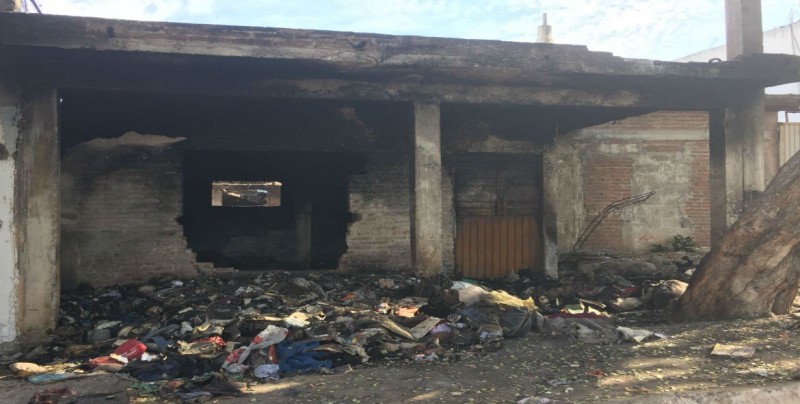 Piden limpieza de vivienda que se incendió en Industrial El Palmito