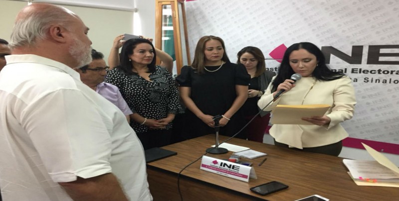 Manuel Clouthier solicita registro como Candidato a Senador Independiente