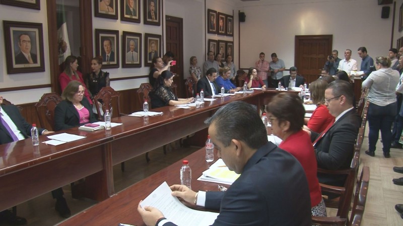 Aprueban licencias de regidores de Culiacán