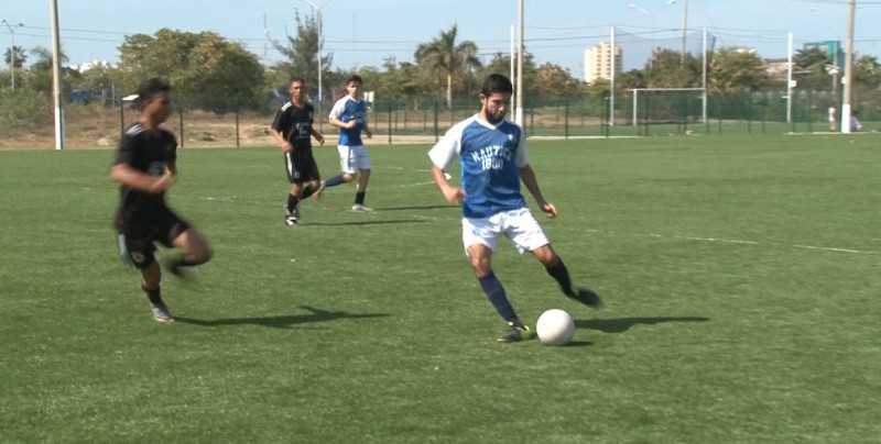 La Xomir sigue de líder en la Primera Fuerza Mazatlán