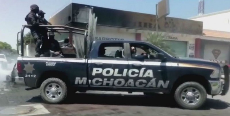 Refuerzan seguridad en Michoacán mil 200 militares