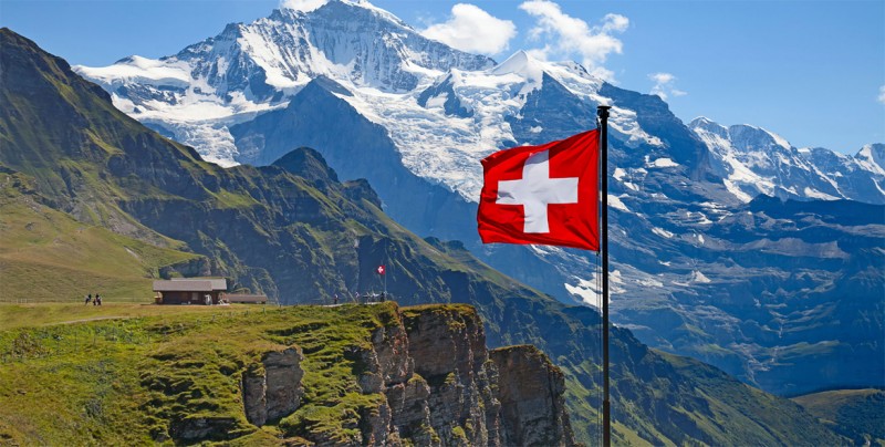 Suiza no considera por el momento la expulsión de diplomáticos rusos