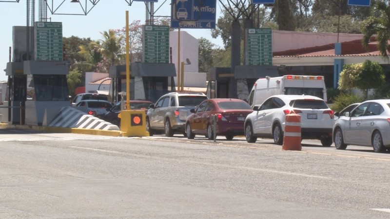 Se incrementa flujo en casetas de peaje