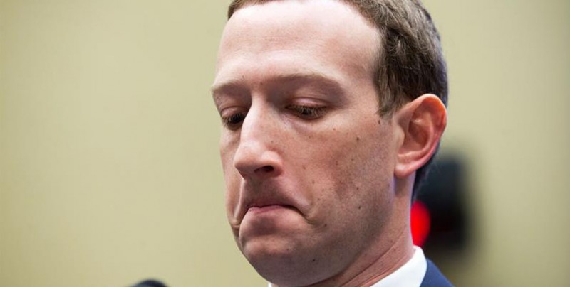 Zuckerberg afirma que Cambridge Analytica accedió a sus datos de Facebook