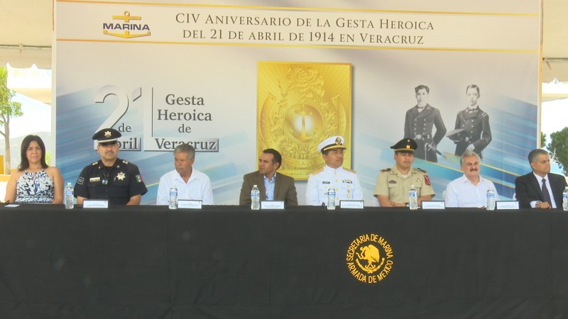 Conmemoran el 104 aniversario de la gesta heroica de Veracruz