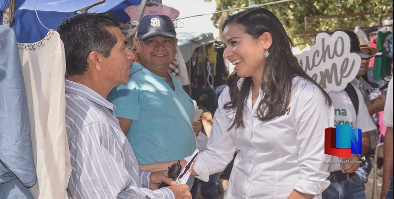 Anabel Acosta gestionará recursos extraordinarios para Cajeme