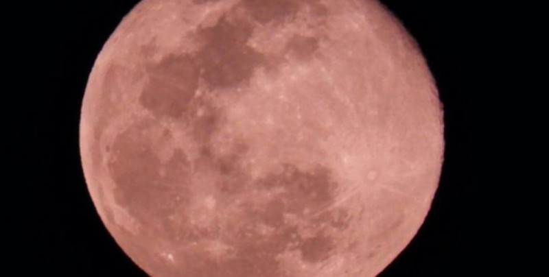 Este 30 de abril habrá luna rosa