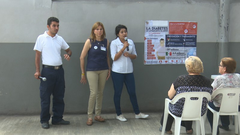 Llevan pláticas de valores y diabetes a centros de rehabilitación