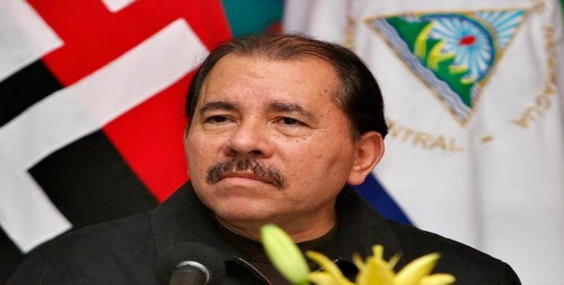Ortega felicita a Maduro con todo su "amor" por reelección