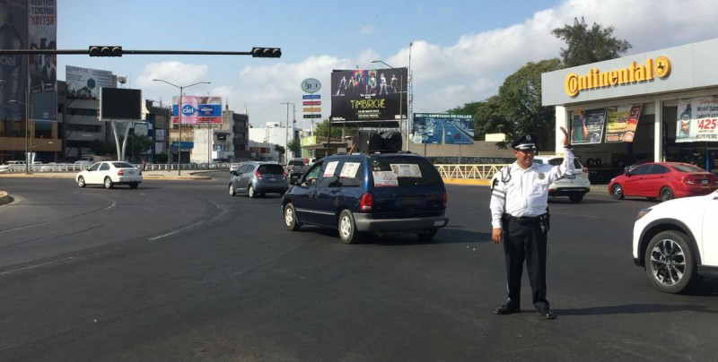 No sirven semáforos por la Glorieta Cuauhtémoc