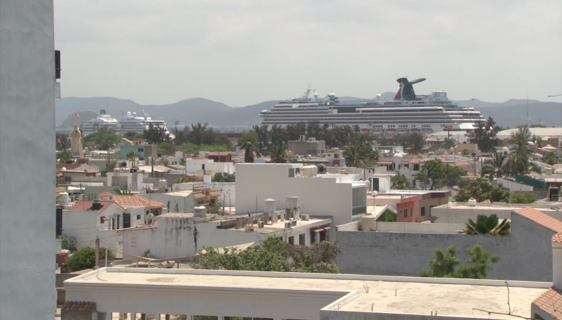 Llegan a Mazatlán más de 5 mil cruceristas