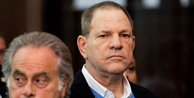 Harvey Weinstein declina declarar ante el jurado acusador