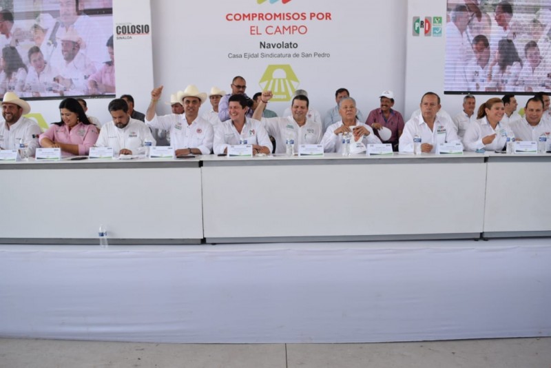 Firman candidatos del PRI compromisos por el campo sinaloense