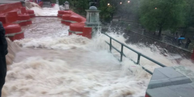 Controlan desbordamiento en presa de la Olla en Guanajuato