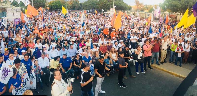 Cierra campaña política Higuera en Mazatlán