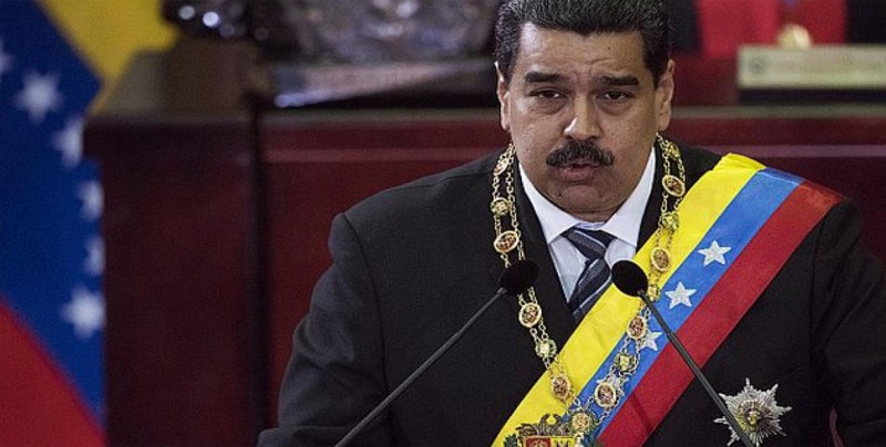 Maduro designa a nuevo ministro de Salud en medio de protestas del sector