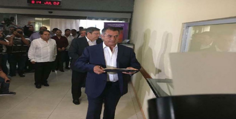 "El Bronco" notifica retorno a Gubernatura de Nuevo León