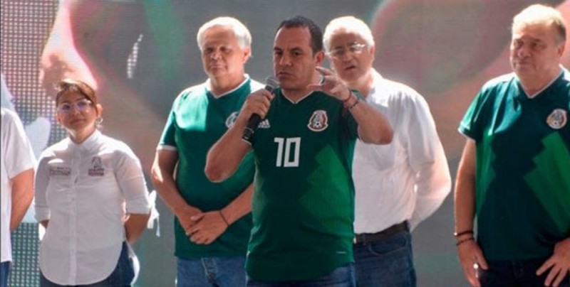 Cuautémoc Blanco, el chico malo del fútbol mexicano con traje de Gobernador