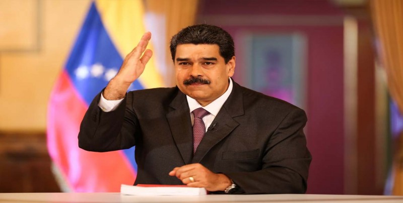 Maduro en contra de carreras universitarias que no sumen al "desarrollo"