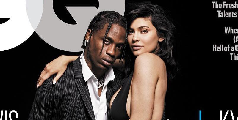 Kylie Jenner y Travis Scott posan sensualmente para revista